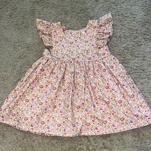 Precious perfect condition dress with wooden buttons on back!